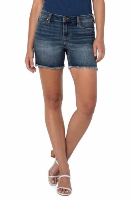 Vicki Fray hem 5